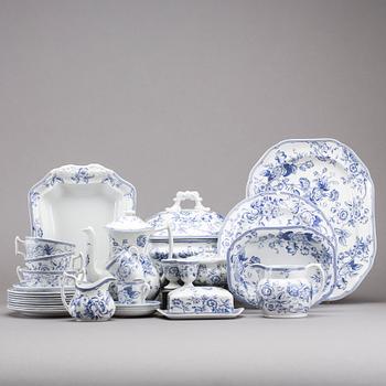 A SET OF 46 PIECES "CLIFTON" DINNER SERVICE BY SPODE FOR LAURA ASHLEY.