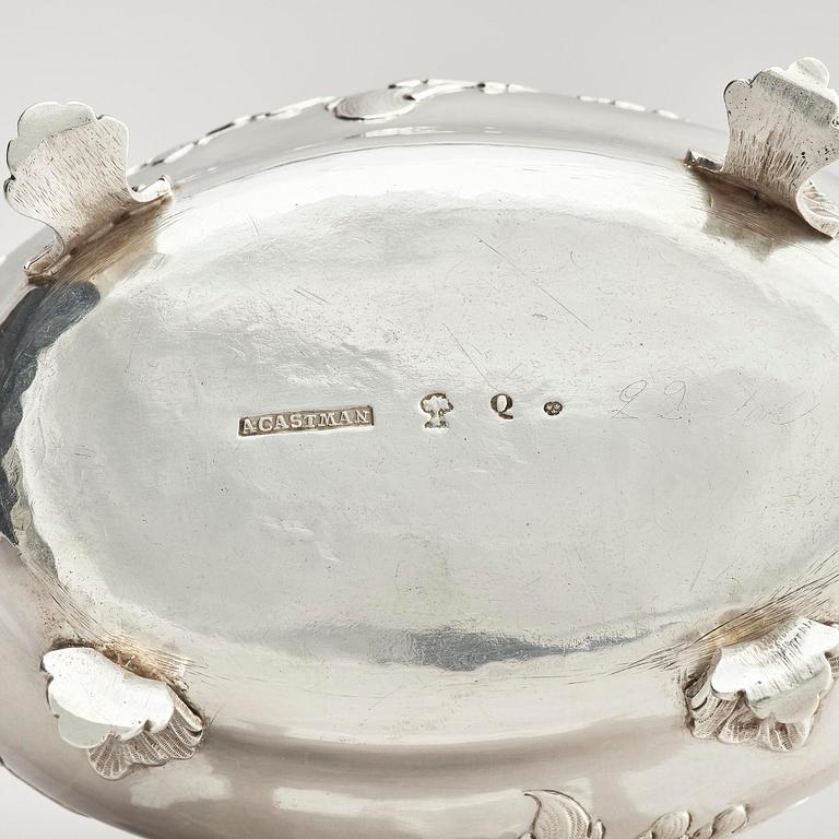 A Swedish 18th century silver sugar-casket, mark of Arvid Castman the younger, Eksjö 1774.