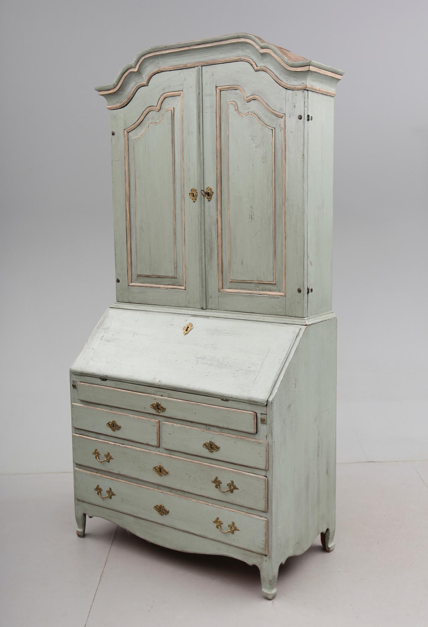 SKRIVSKÅP, rokoko, 1700-tal.