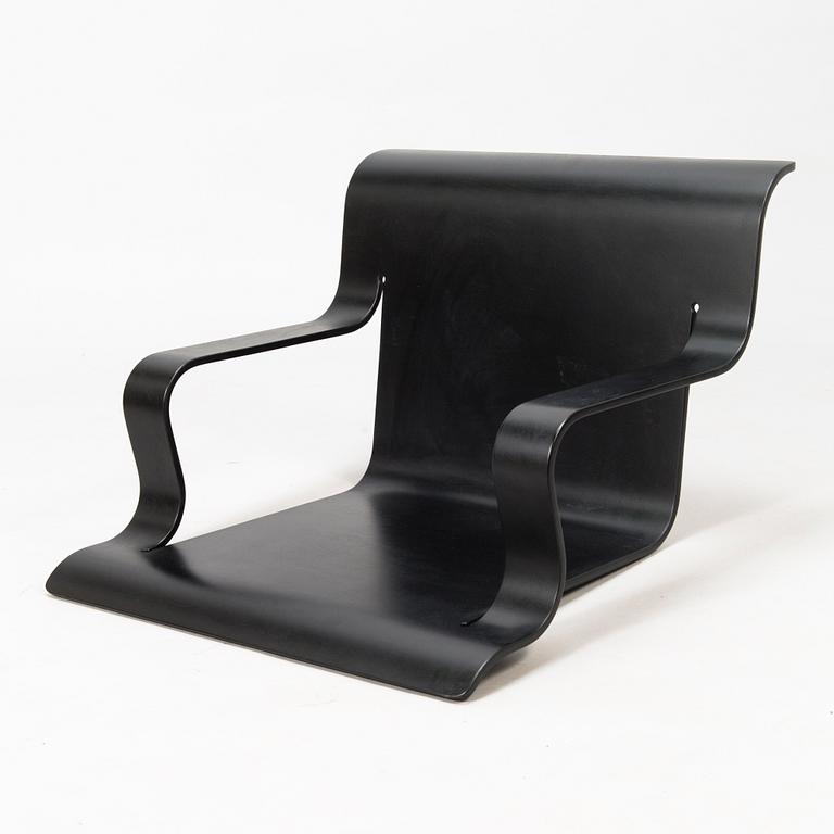 ALVAR AALTO, a late 20th-century seat for armchair no. 40 for Artek.