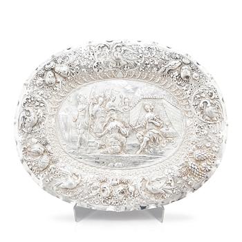 A Swedish early 18th century silver presentation-dish, mark of Petter Bernegau, Stockholm 1711.