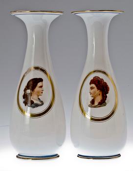 VASER, ett par, flussglas, 1800-talets mitt.