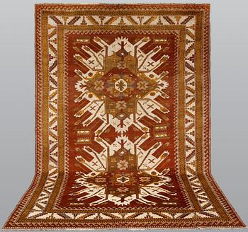 A carpet, semi-antique  Anatolian Kars, ca 257 x 167 cm.