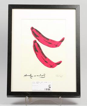 WARHOL, ANDY, efter, 2 st. Tryck. Numr. 1/75, resp. 23/75.