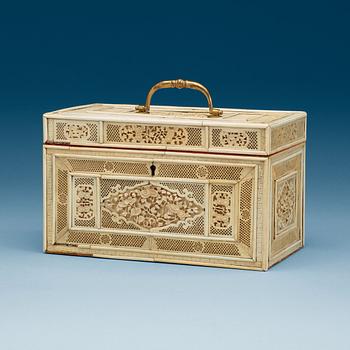 A ivory and bone box, Qing dynasty, 18th Century.