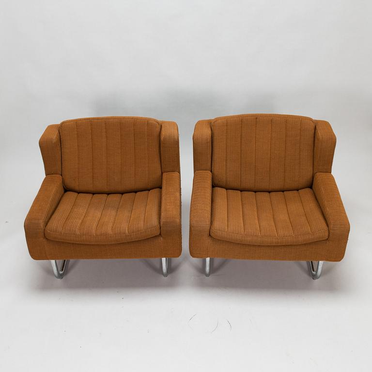 Esko Pajamies, a pair of 1970's 'Contra' easy chairs for Asko, Finland.