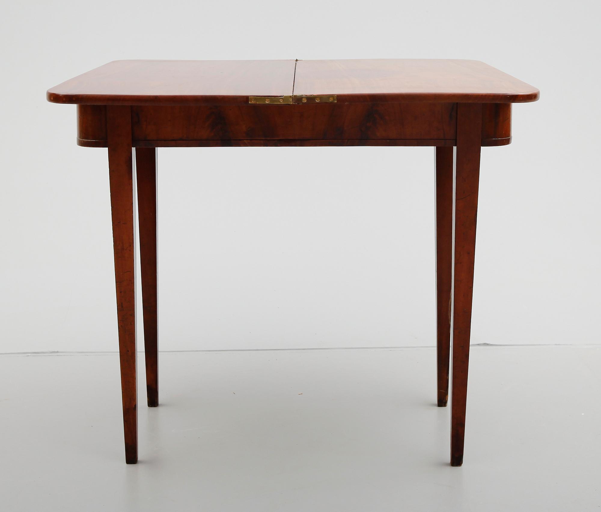 SPELBORD, Karl Johan, 1800-talets mitt.