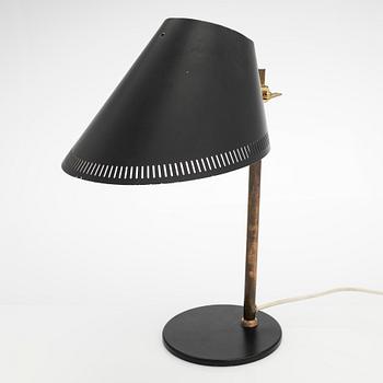 Paavo Tynell, a Mid-20th Century table lamp, model 9227 for Taito / Idman.
