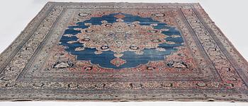 Matta, ca 440 x 335 cm.