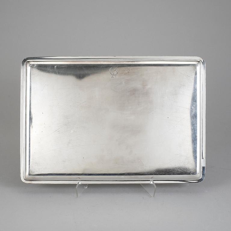 BRICKA, nysilver, märkt Nordiska Kompaniet, 1900-talets mitt.