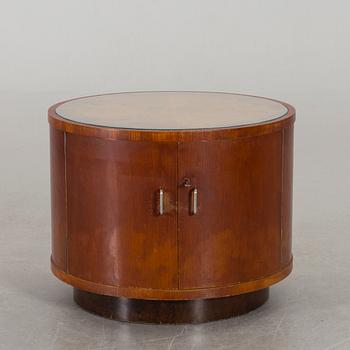 GRETA MAGNUSSON GROSSMAN, an attributed bar for Studio 1930-40's.