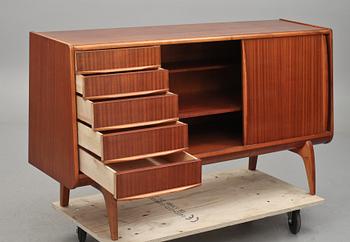 SIDEBOARD, trol Aktiebolaget Möbelfabriken Balder, Vaggeryd, 1950-tal.