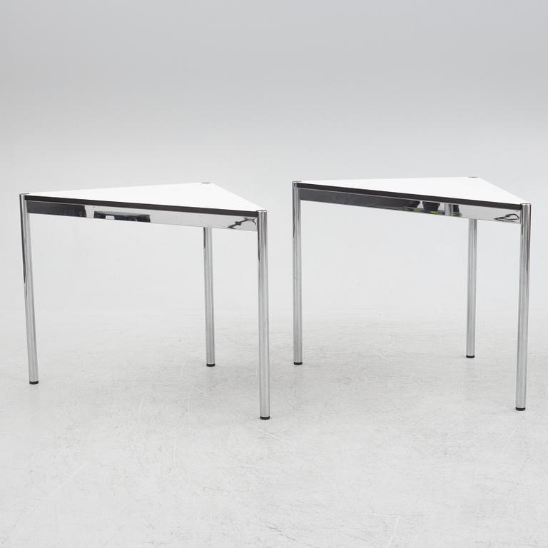 USM Haller, a pair of side tables.