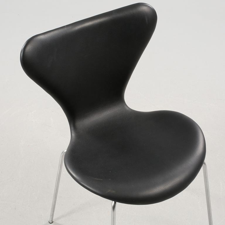 STOL, "Sjuan", Arne Jacobsen, Fritz Hansen, 1970.