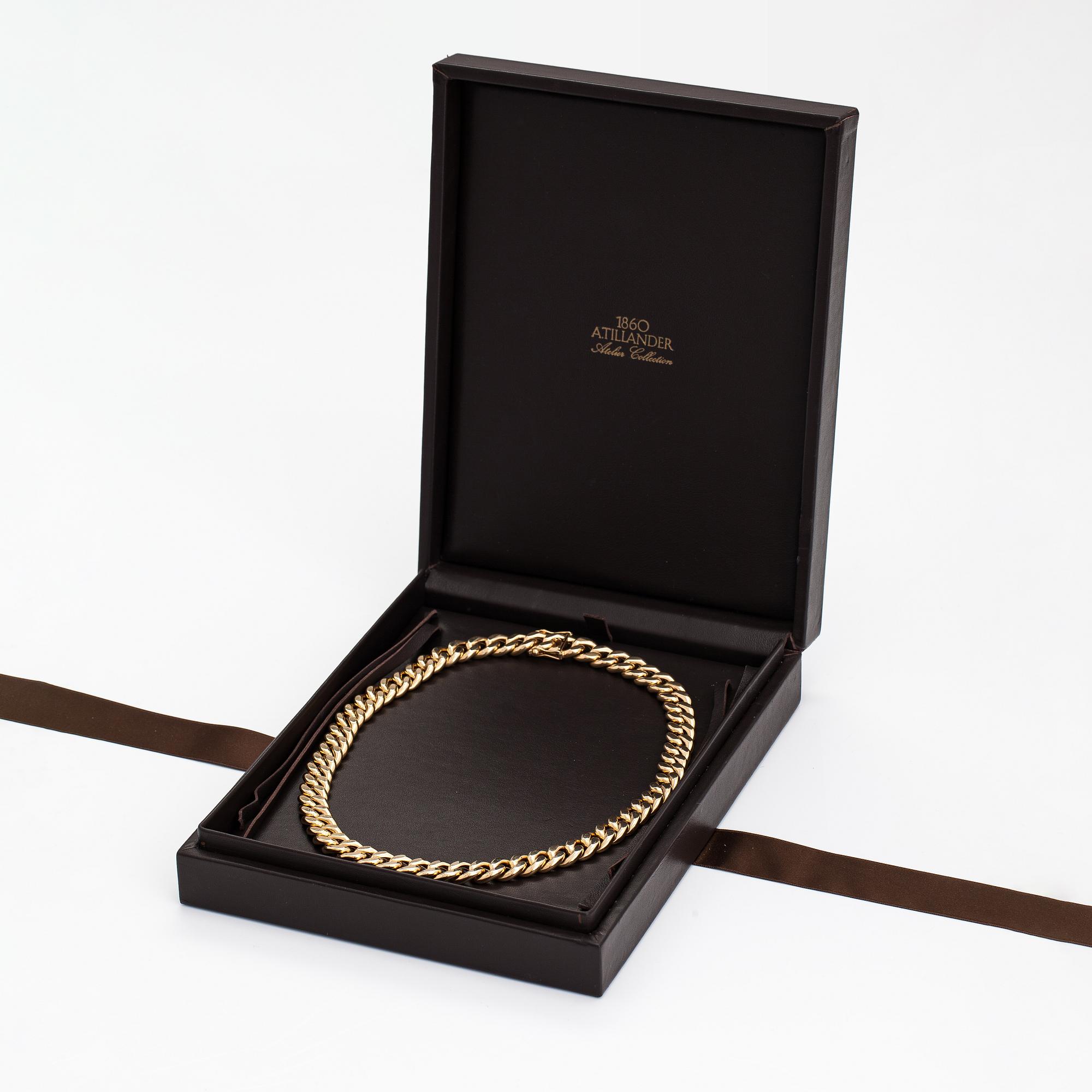 A 14K gold necklace. Kari Rosti, Helsinki 2000.