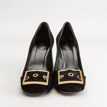 Gucci shoes. Size 39 1/2.