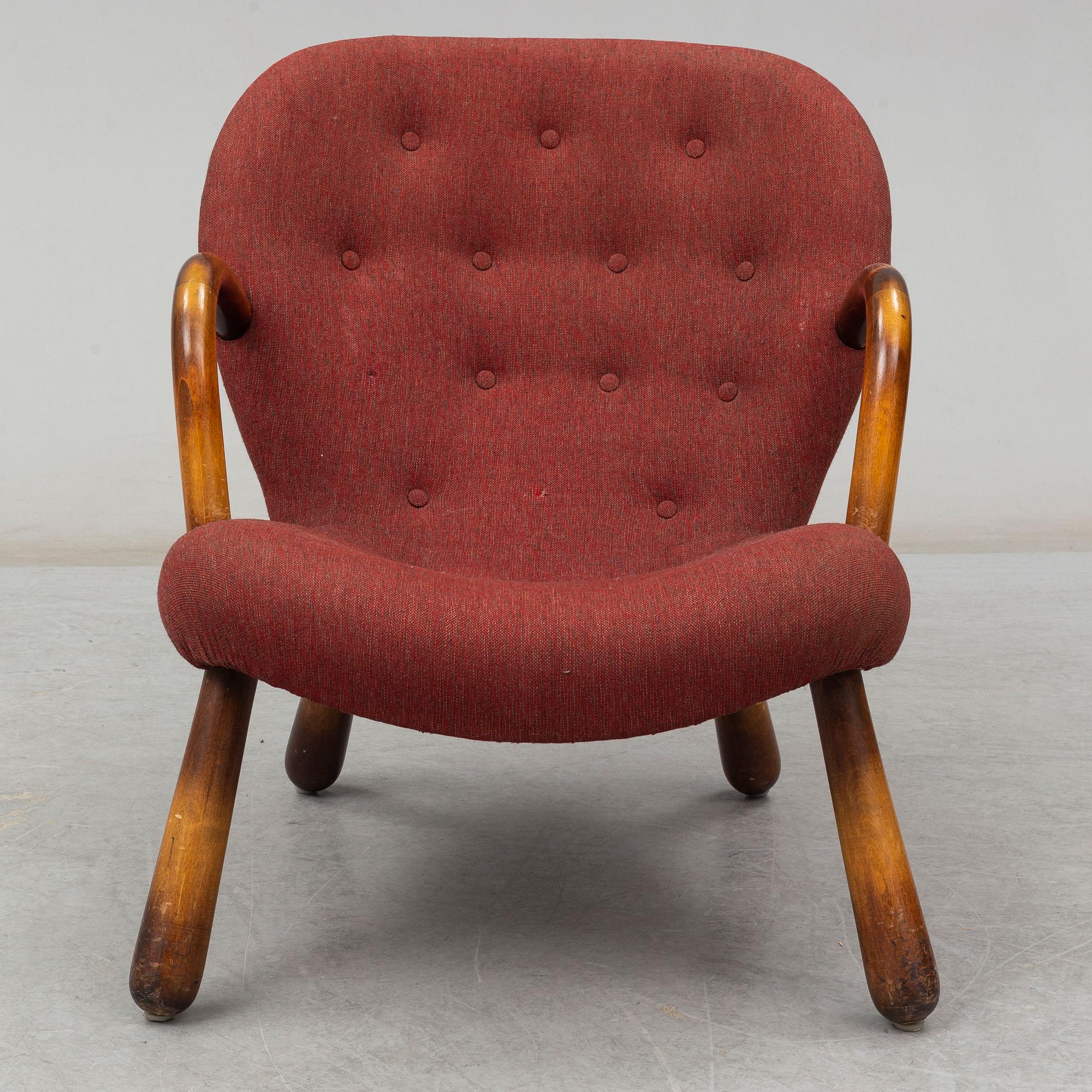 A mid 20th cenutry "Clam Chair" / "Muslinge", attributed to Philip Arctander.