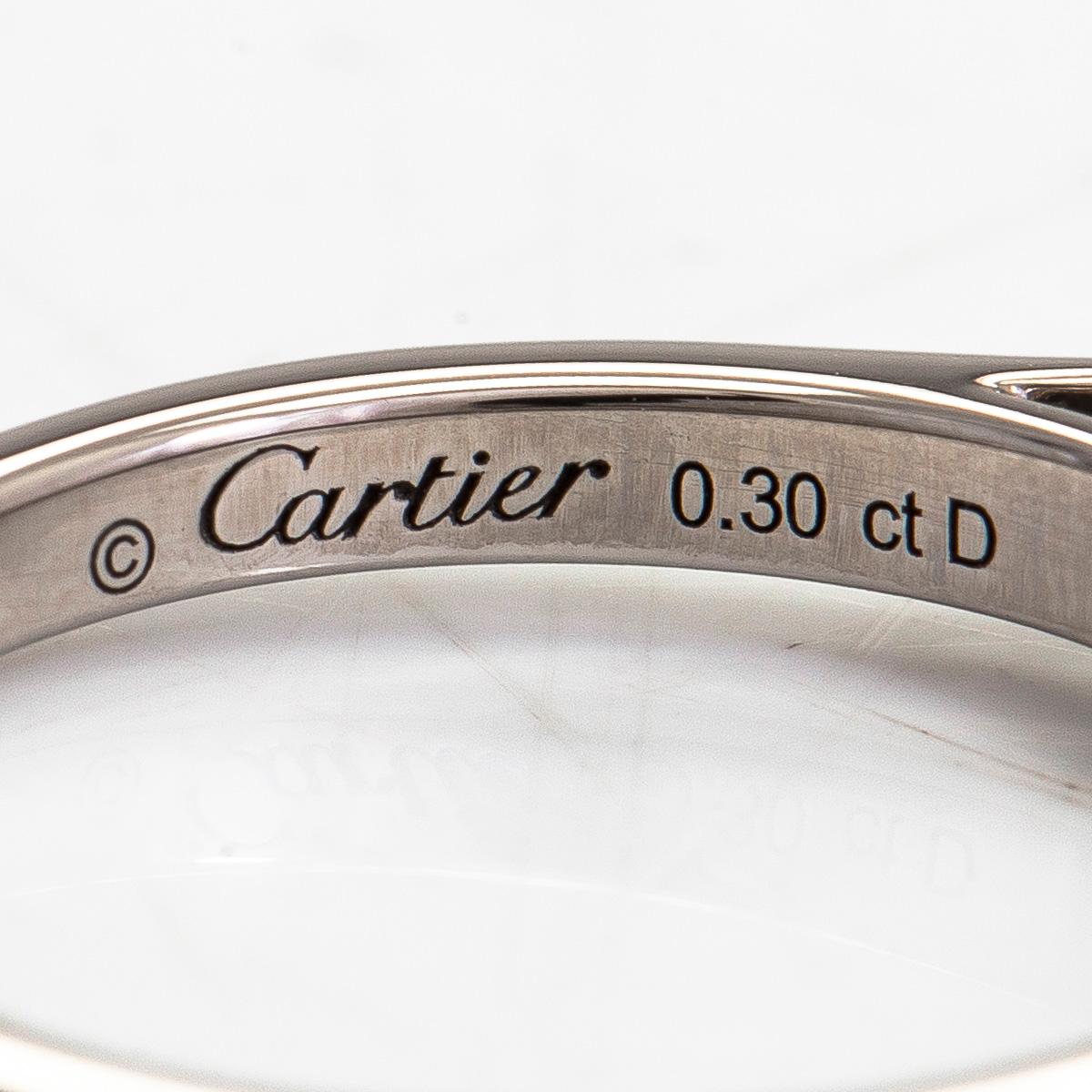 Cartier, ring, solitär, platina med en diamant ca 0.30 ct enligt gravyr.