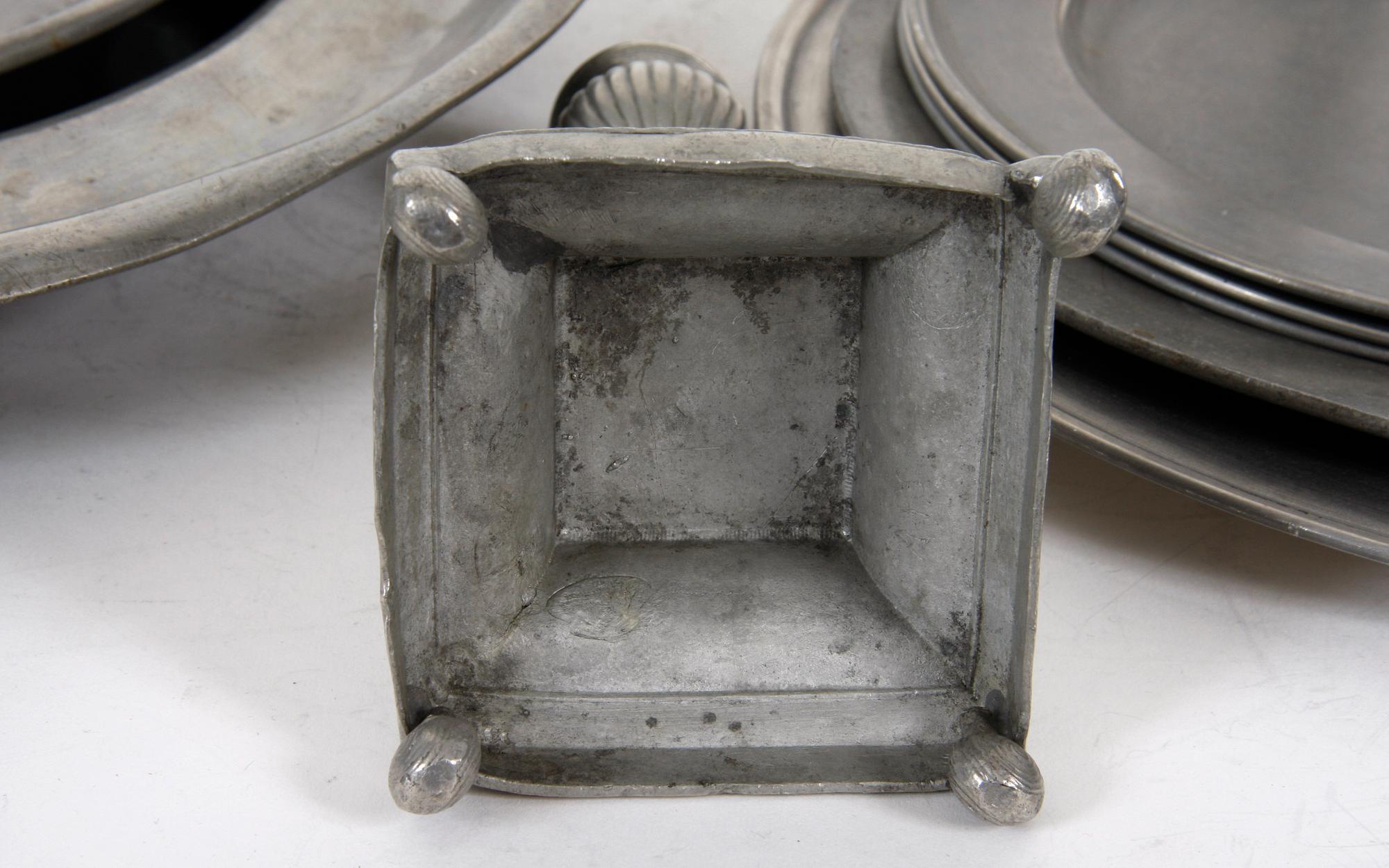 PARTI TENN, 8 delar, 1800/1900-tal.