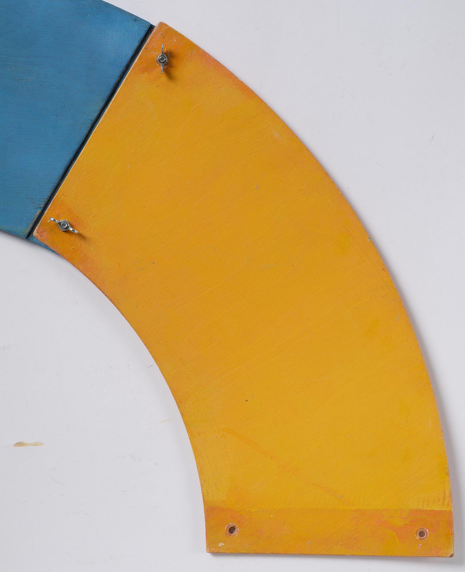 Enno Hallek, "Open String".