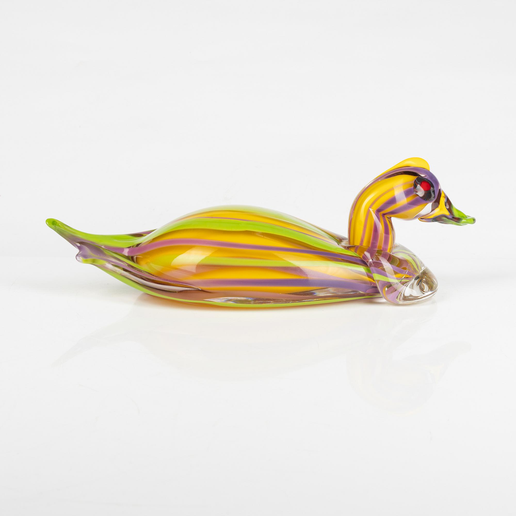 Christopher Ramsey & Fredrik Nielsen, a glass sculptire of a duck, Boda, Sweden 2009.