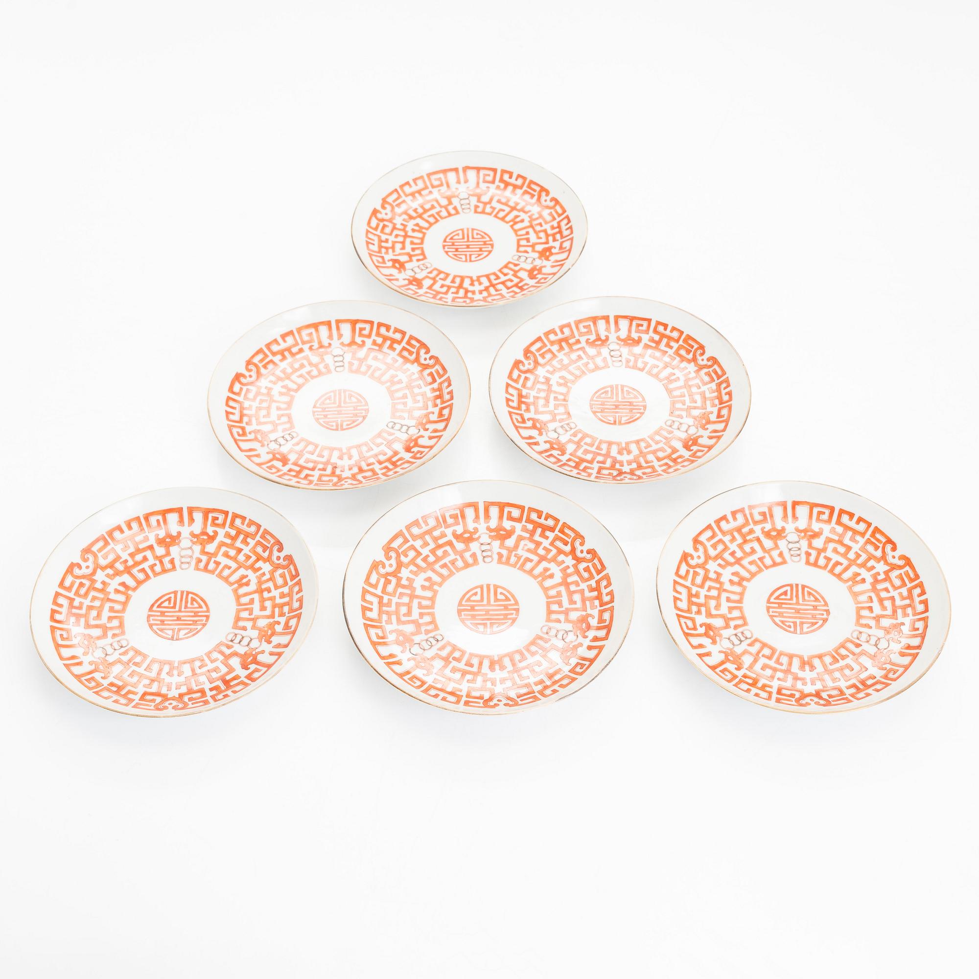 Tallrikar, 6 st, porslin, sen Qingdynasti, Kina kring 1900.