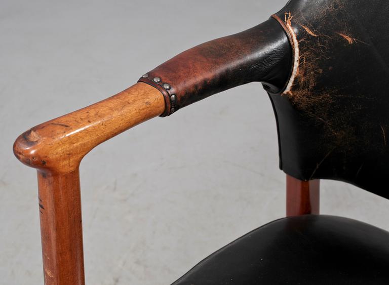 KARMSTOL, omkring 1900-talets mitt.