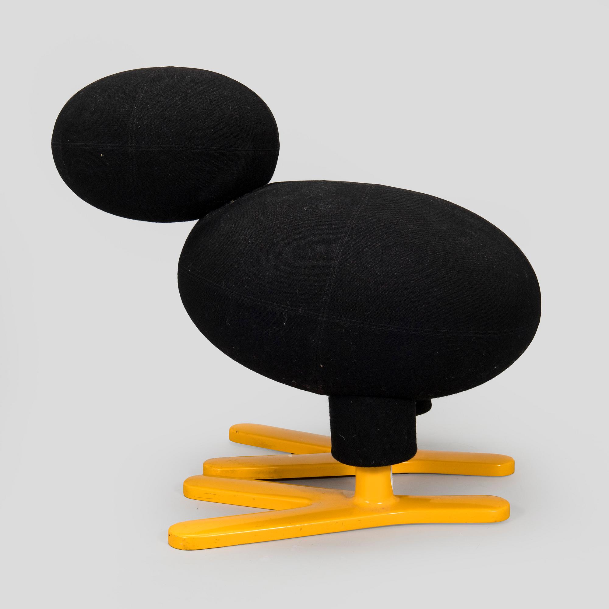 Eero Aarnio, figuuri, "Tipi", Adelta, suunniteltu 2002.