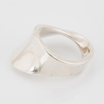 Vivianna Torun Bülow-Hübe, Georg Jensen, ring, sterlingsilver. nr 148.