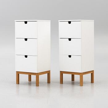 A pair of contemporary chests of drawers.
