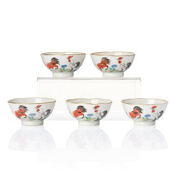 926. A set of five 'rooster' cups, early 20th Century, Daoguang seal mark in red.