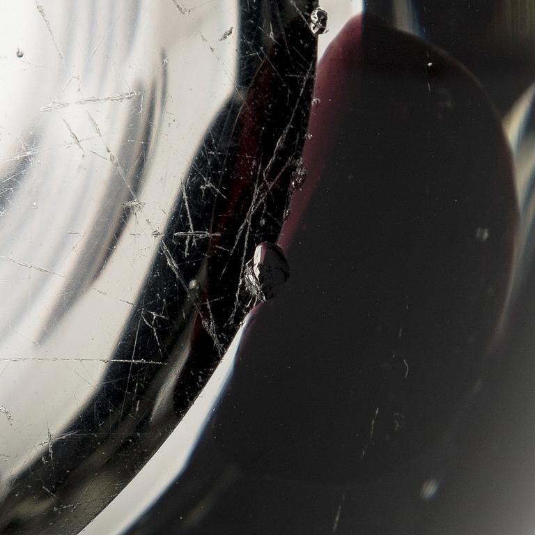 Saara Hopea, a 'Panther' glass vase, signed S. Hopea Nuutajärvi Notsjö -58.