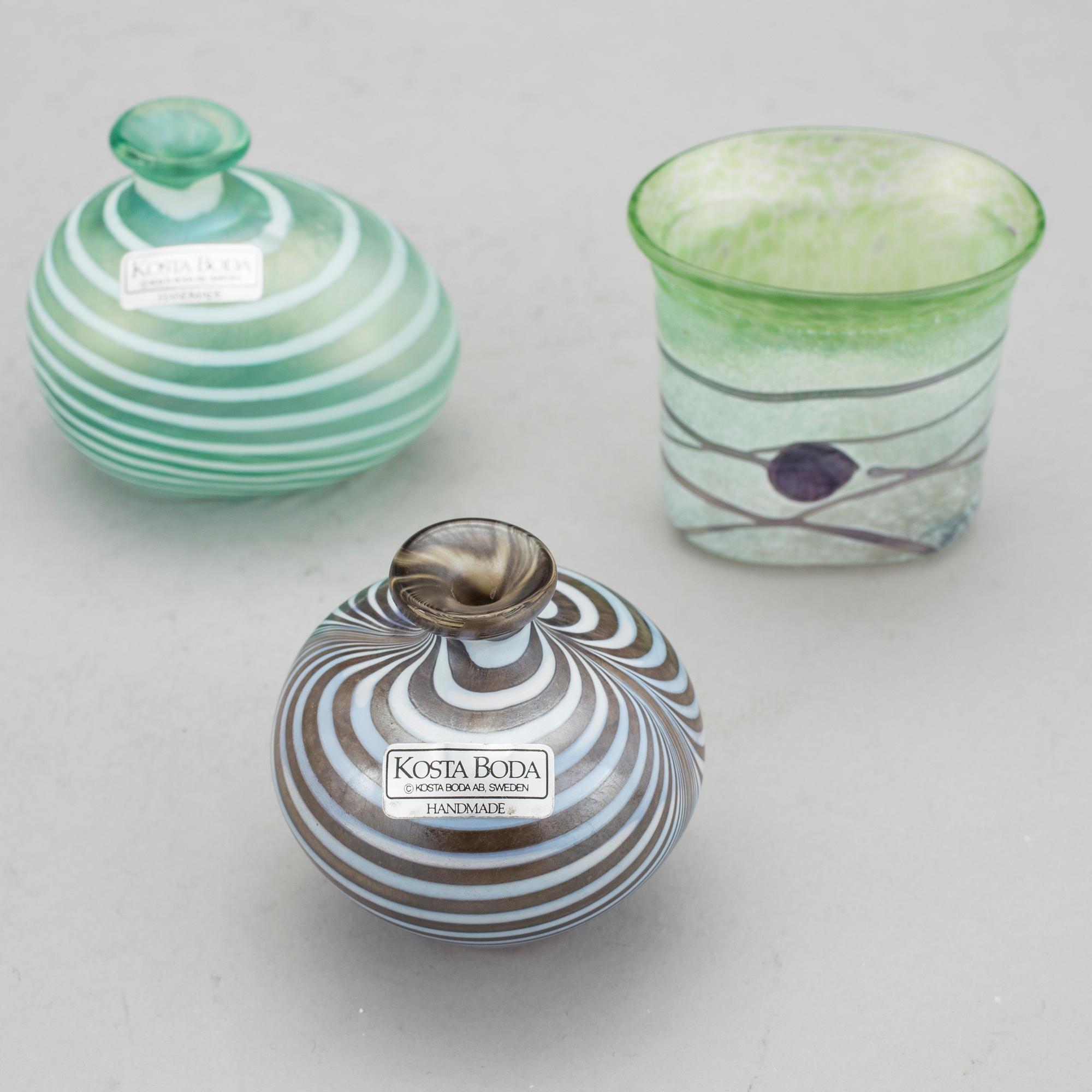 MINIATYRER, 6 st, glas, Ulrica Hydman-Vallien, Bertil Vallien, Kjell Engman, Kosta Boda, signerade.