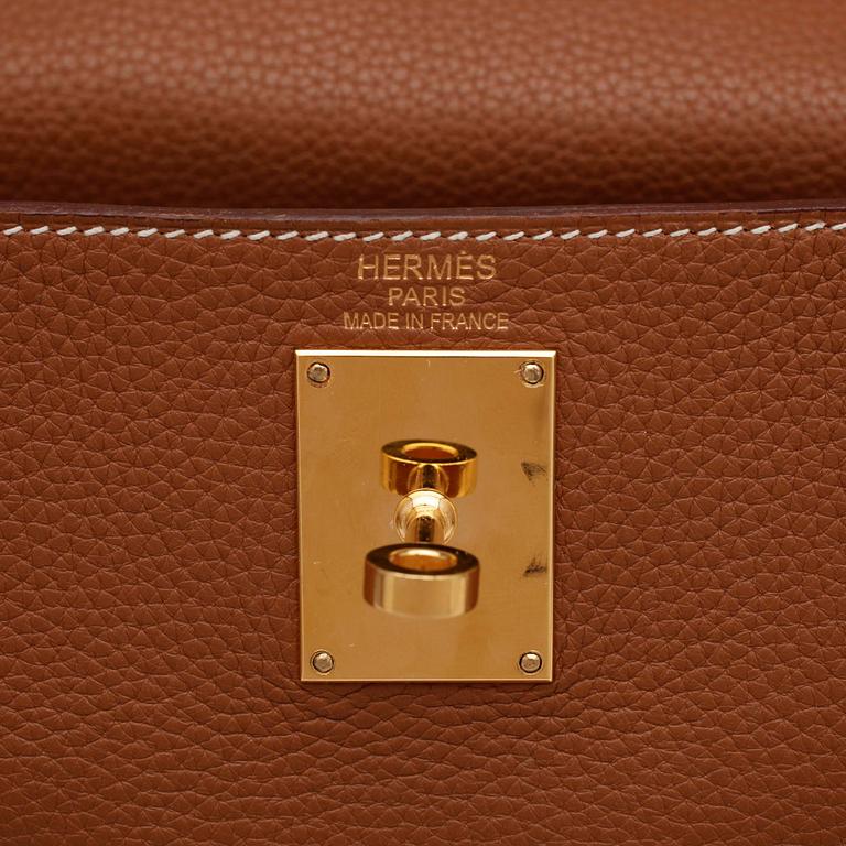 HERMÈS, a beige calf leather "JPG Shoulder Kelly".
