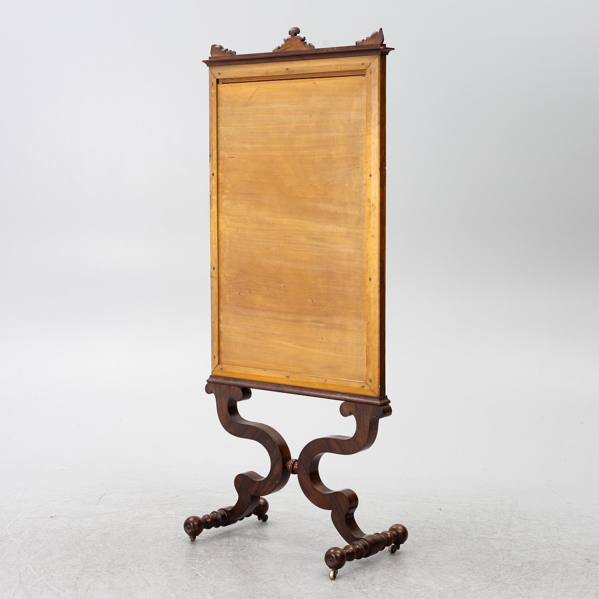 Golvspegel, Karl Johan,1800-talets andra hälft.