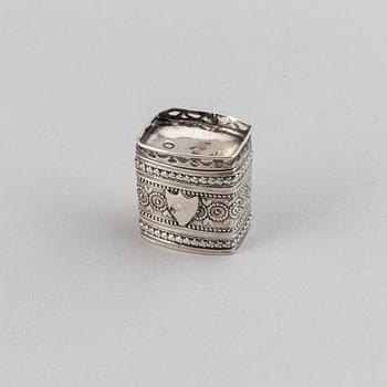 Three dutch silver snuff boxes, 19th century.