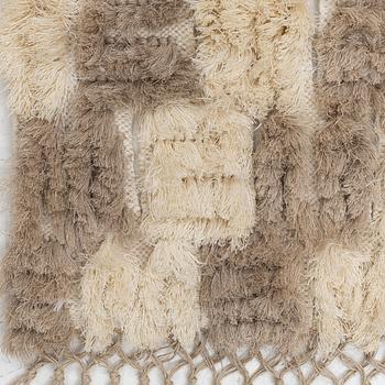 Ingrid Hellman-Knafve, enligt uppgift, vävnad, ca 195 x 100 cm.