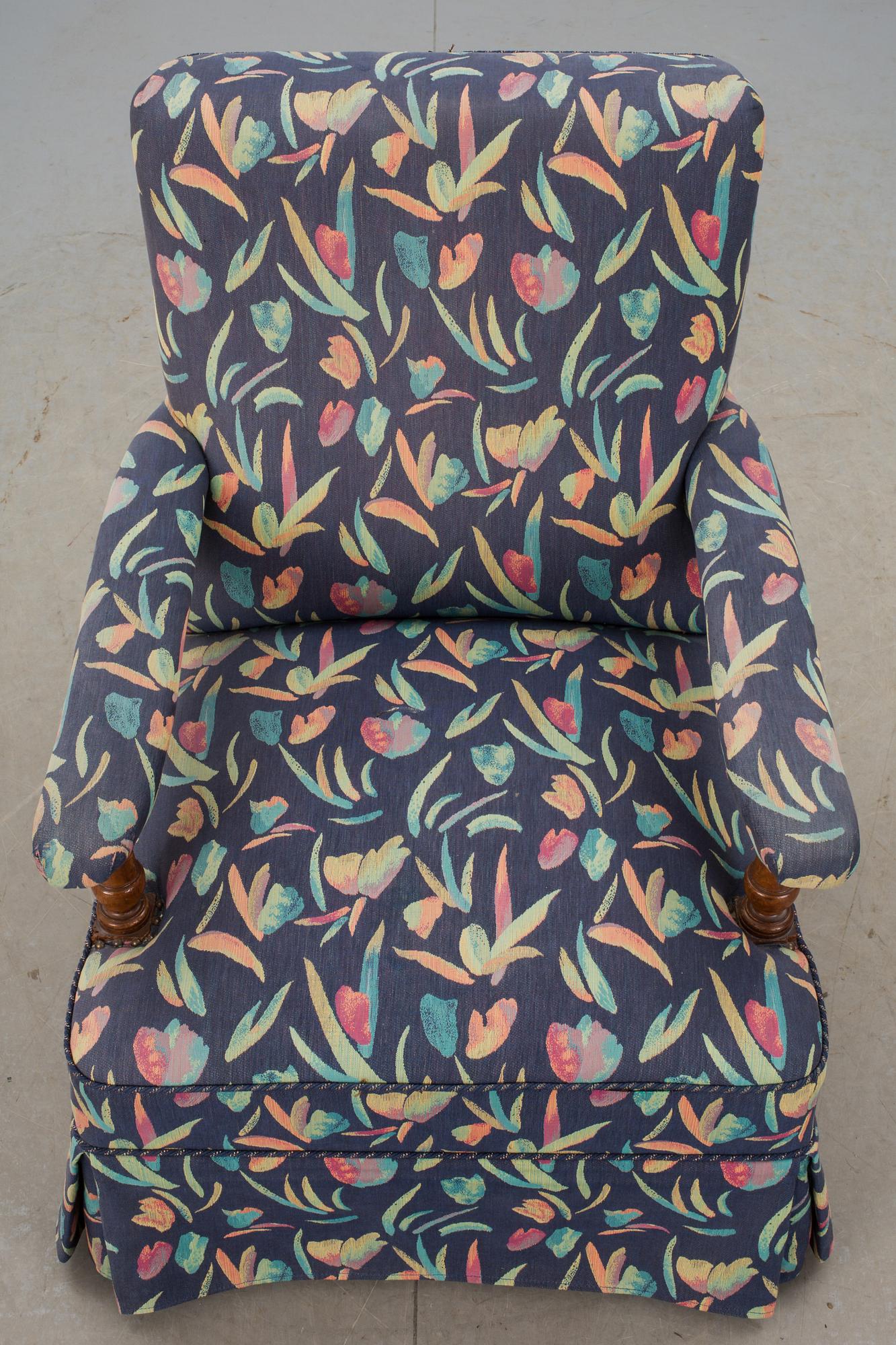 FÅTÖLJ, omkring 1900.