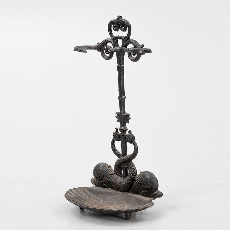 A cast iron umbrella stand, early 20th century.