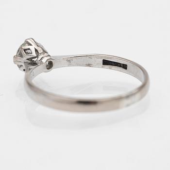 18K white gold solitaire ring with a diamond, G. Dahlgren & Co Malmö 1993.