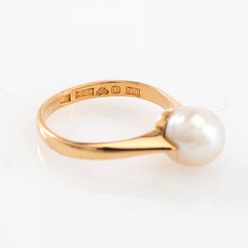 Ring, 18K gold and pearl, Stigbert, Stockholm, 1964.