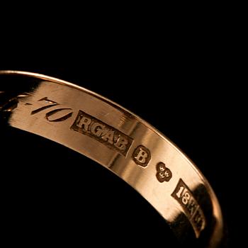 RING, 18k guld och vitguld med 6 åttkantslipade diamanter, Rahlens, Borås, 1970. Vikt 3 g.