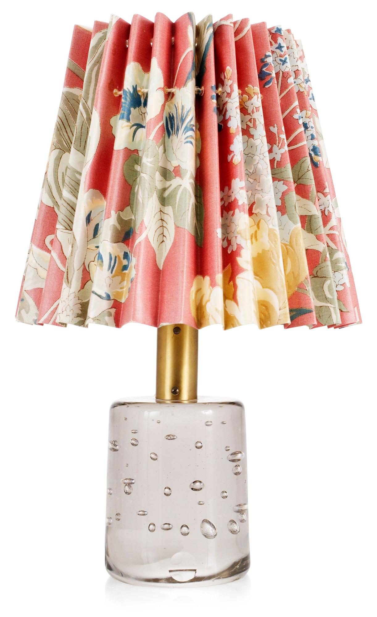 JOSEF FRANK, bordslampa, Firma Svenskt Tenn. Modellnummer G 1819/2.
