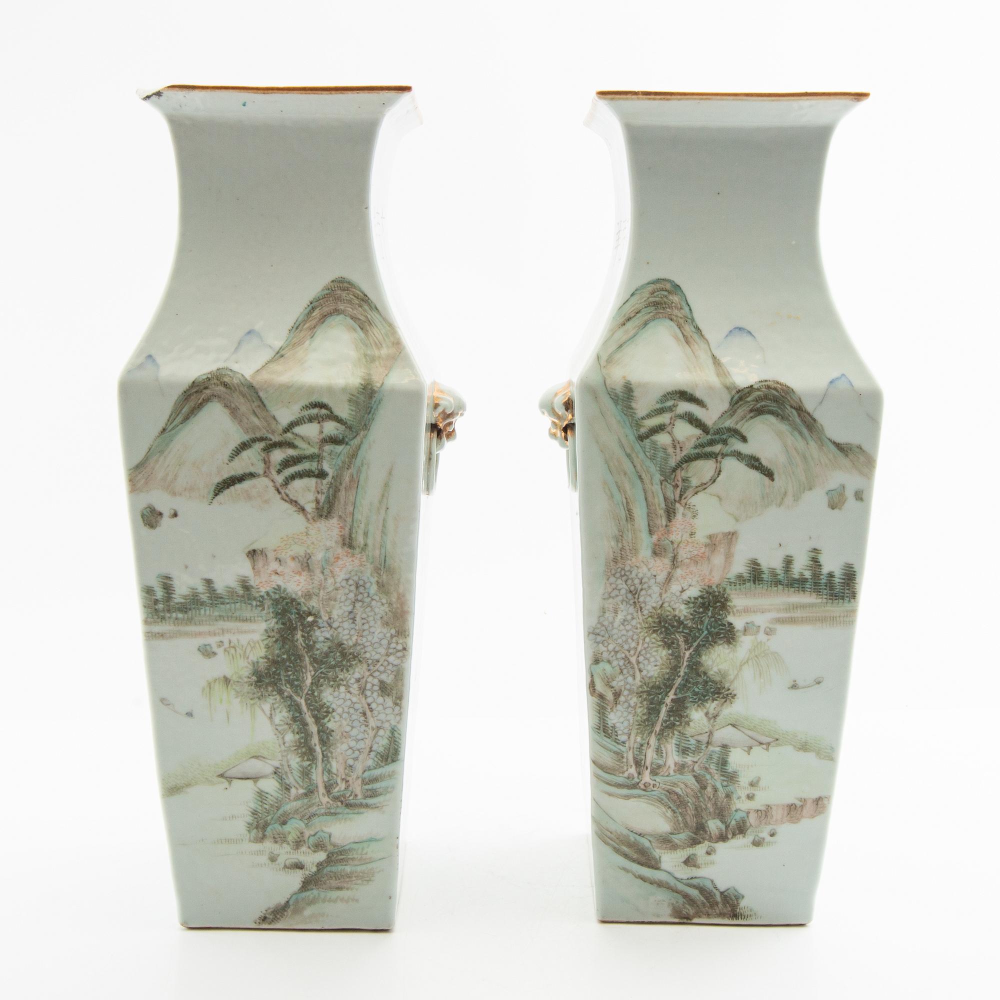 Vases 1 pair China late 19th century porcelain.