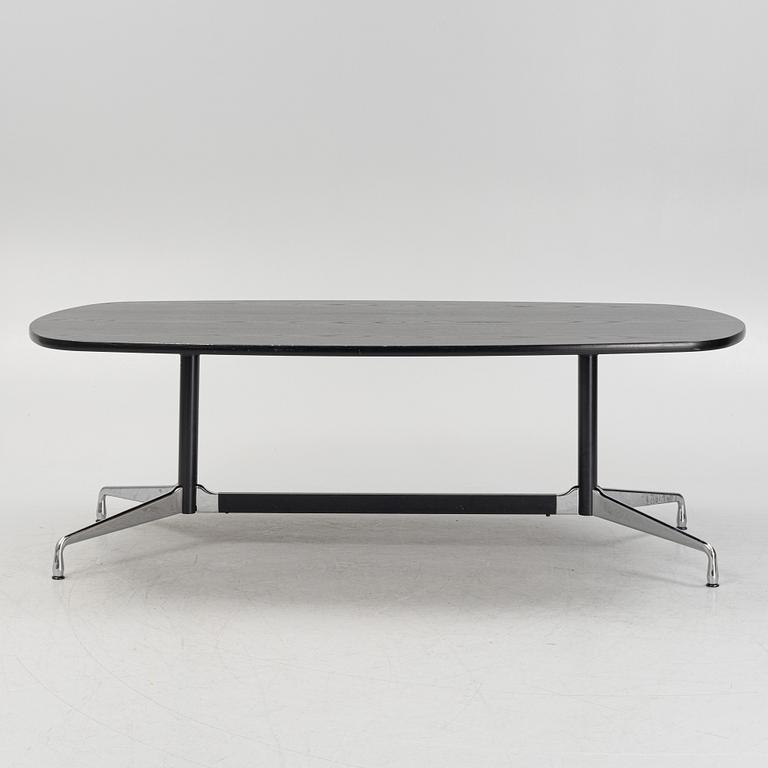 Charles & Ray Eames, bord, "Segmented table", Vitra, 2009.