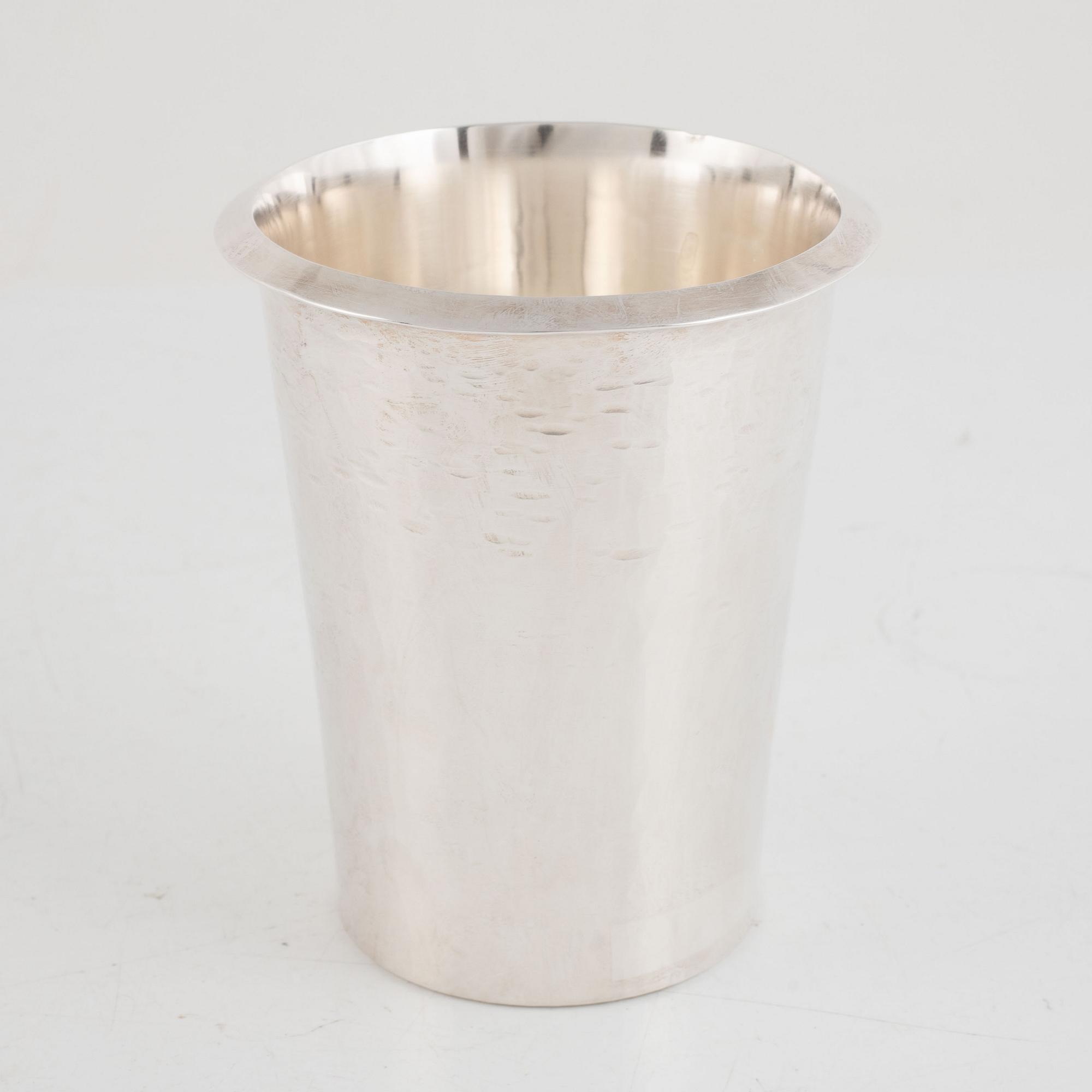 Rey Urban, a Swedish silver vase, Stockholm 1989.
