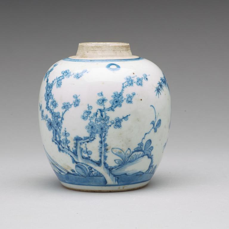 KRUKA, porslin. Qingdynastin, Kangxi  (1664-1722).