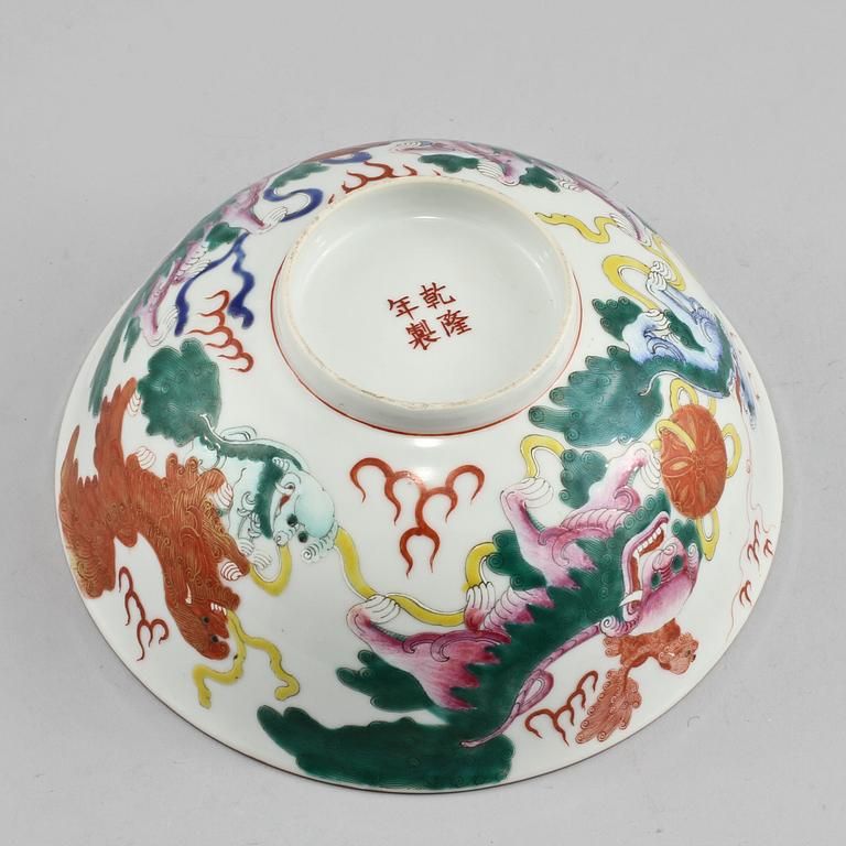 SKÅL, porslin, Kina, 1900-tal.