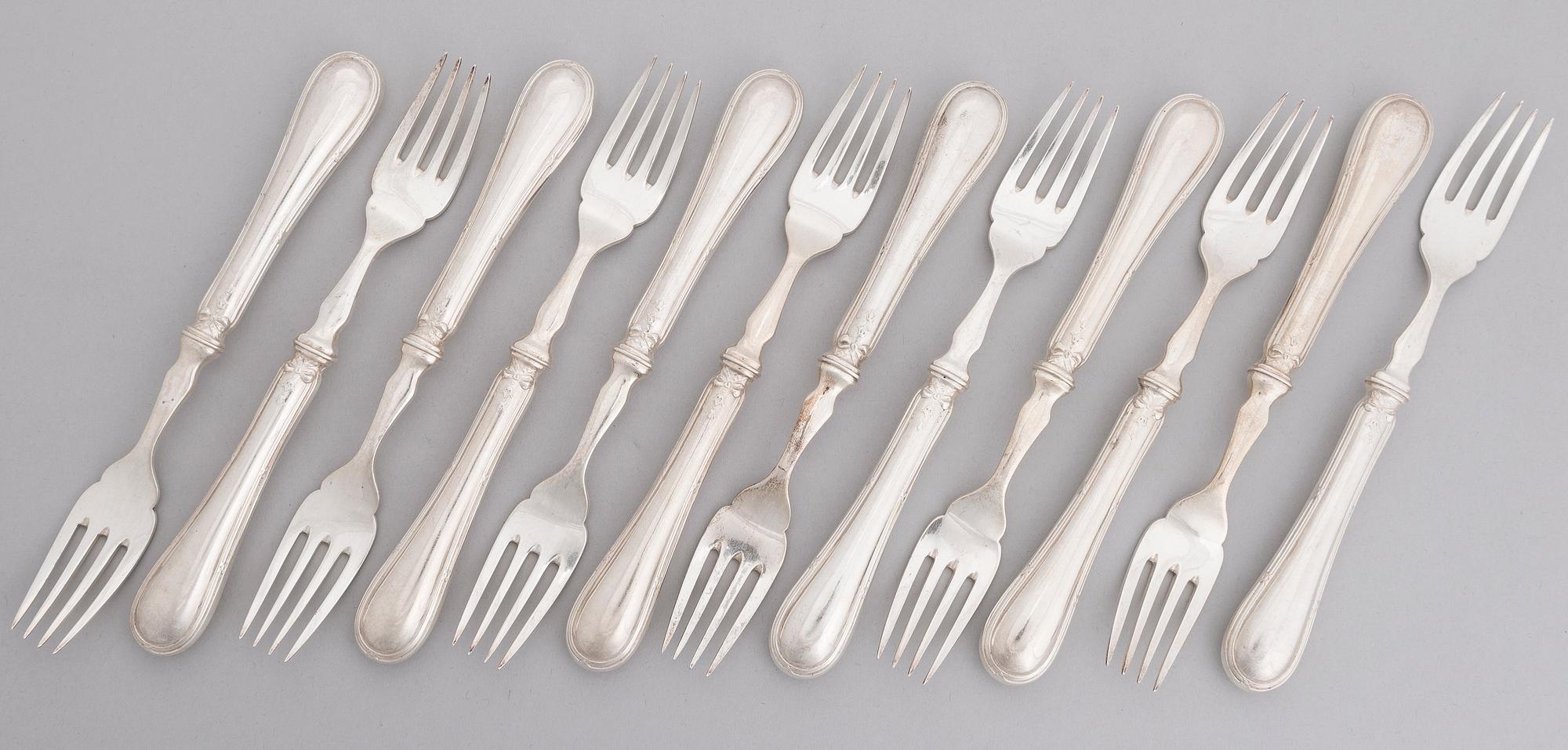 FISKBESTICK, 12+12 st, silver, CGH, Stockholm 1899. I originallåda.