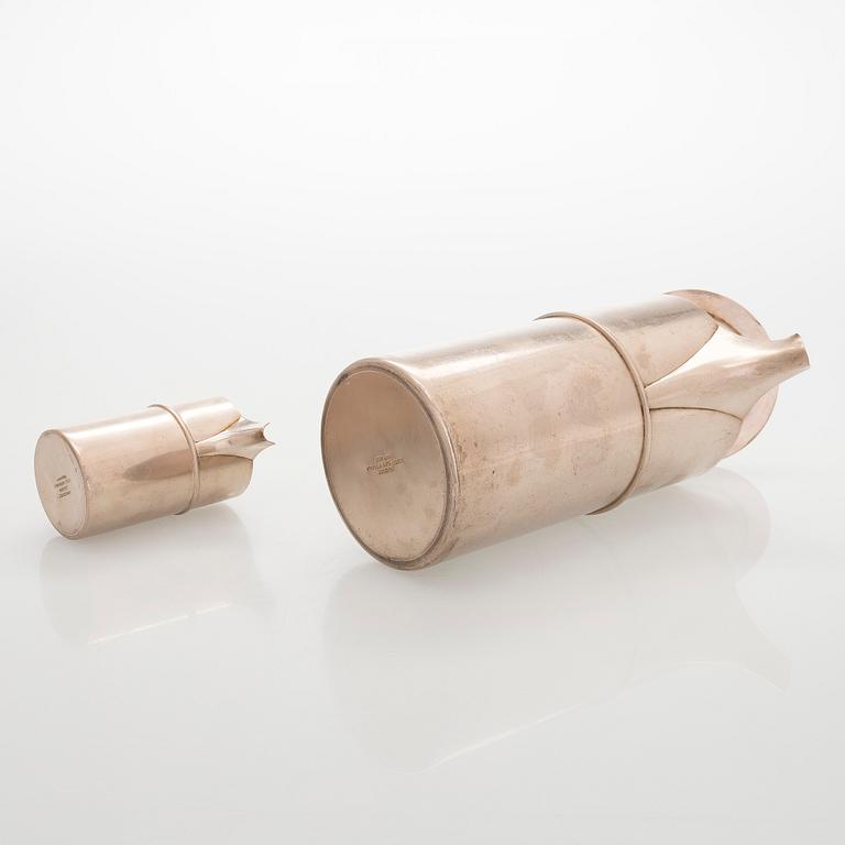 Tapio Wirkkala, A 3-piece serving ware "Cumulus" made to order for Finnair, Kultakeskus (Hopeakeskus). Designed in 1968.